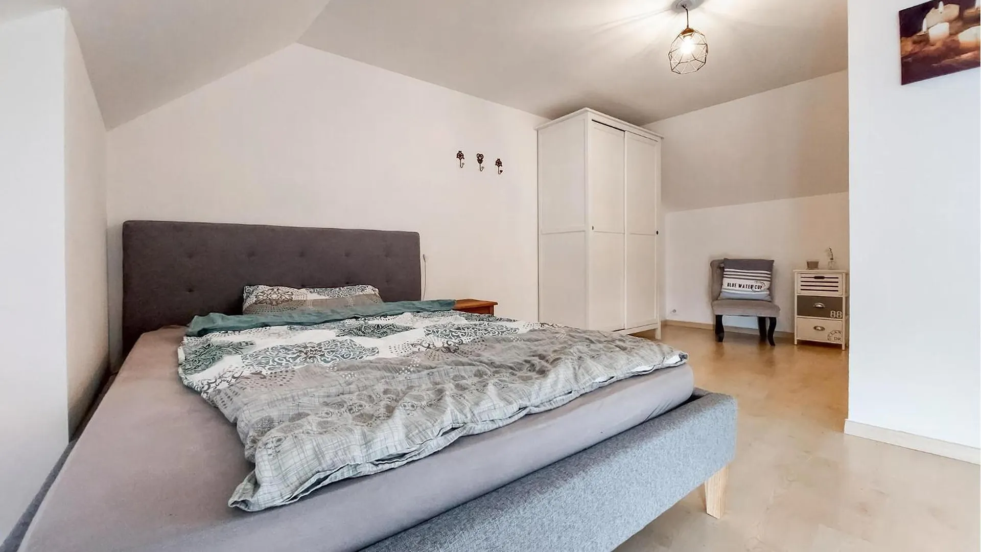 Beautiful Home In Melrand With Kitchen